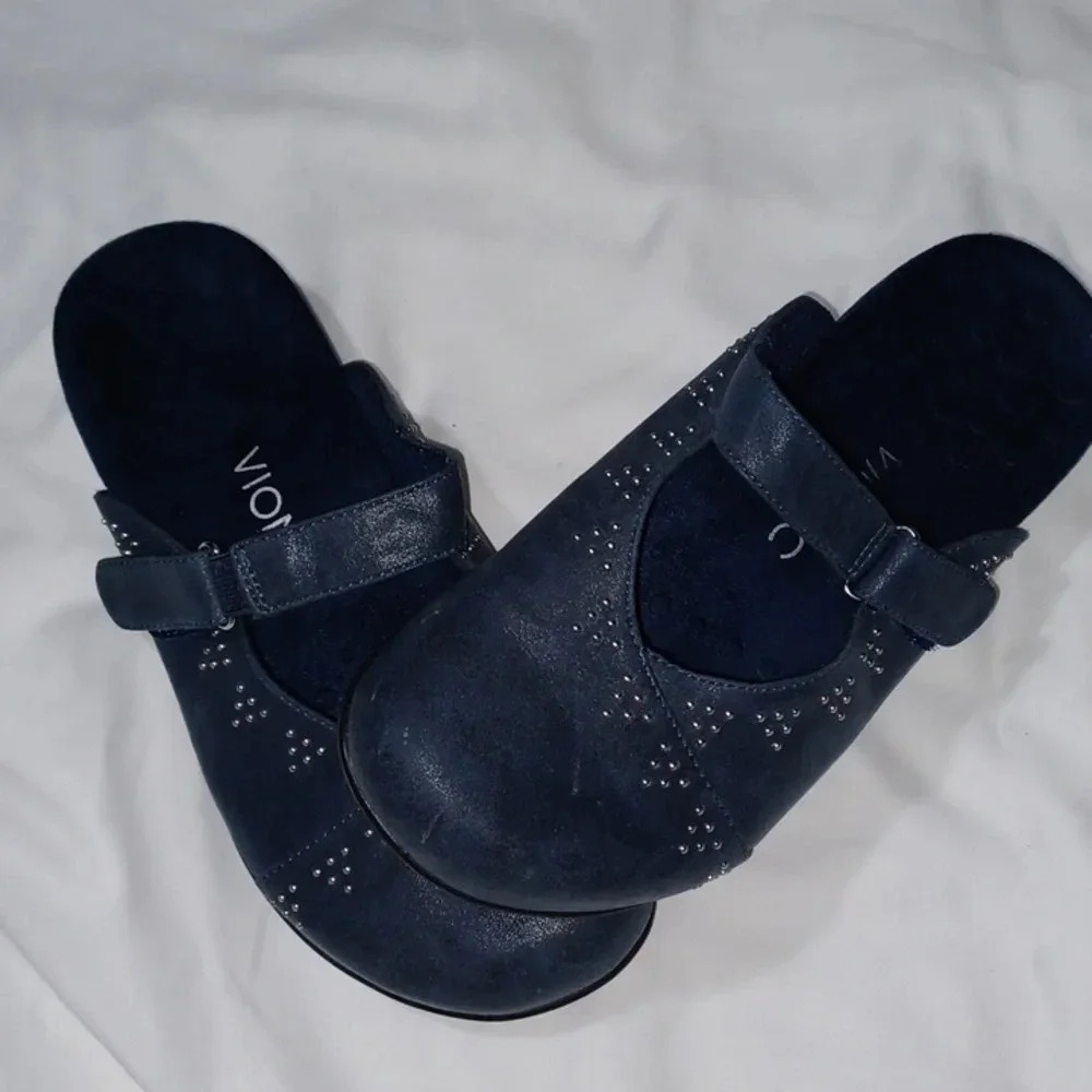 Vionic Lidia blue suede boho 90’s alternative gothic maryjane slipon shoes